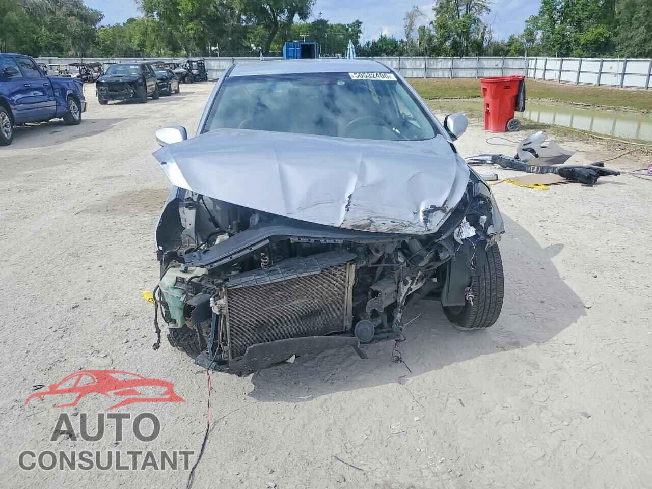 HYUNDAI ACCENT 2013 - KMHCU5AEXDU059351
