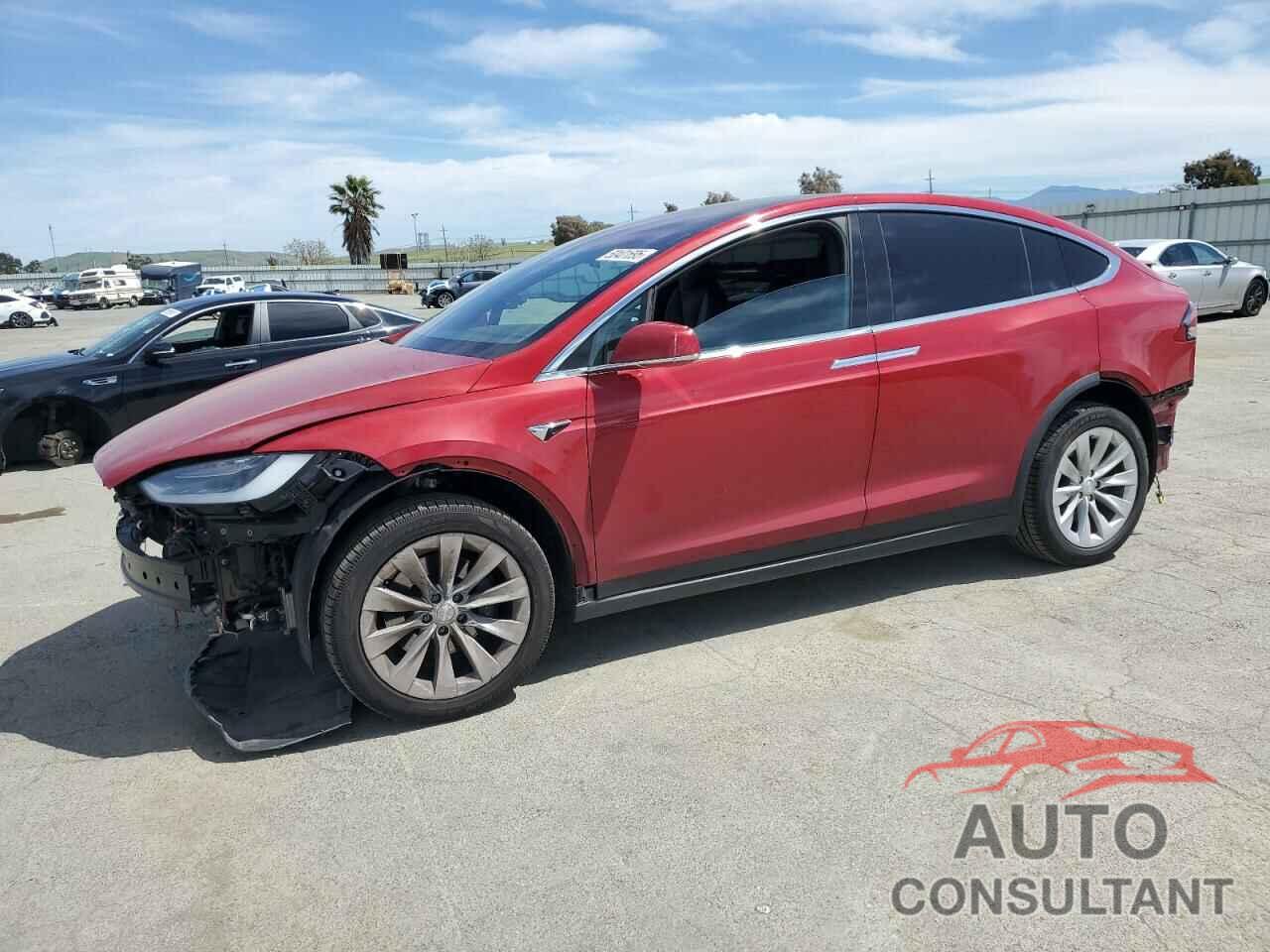 TESLA MODEL X 2019 - 5YJXCAE25KF195619