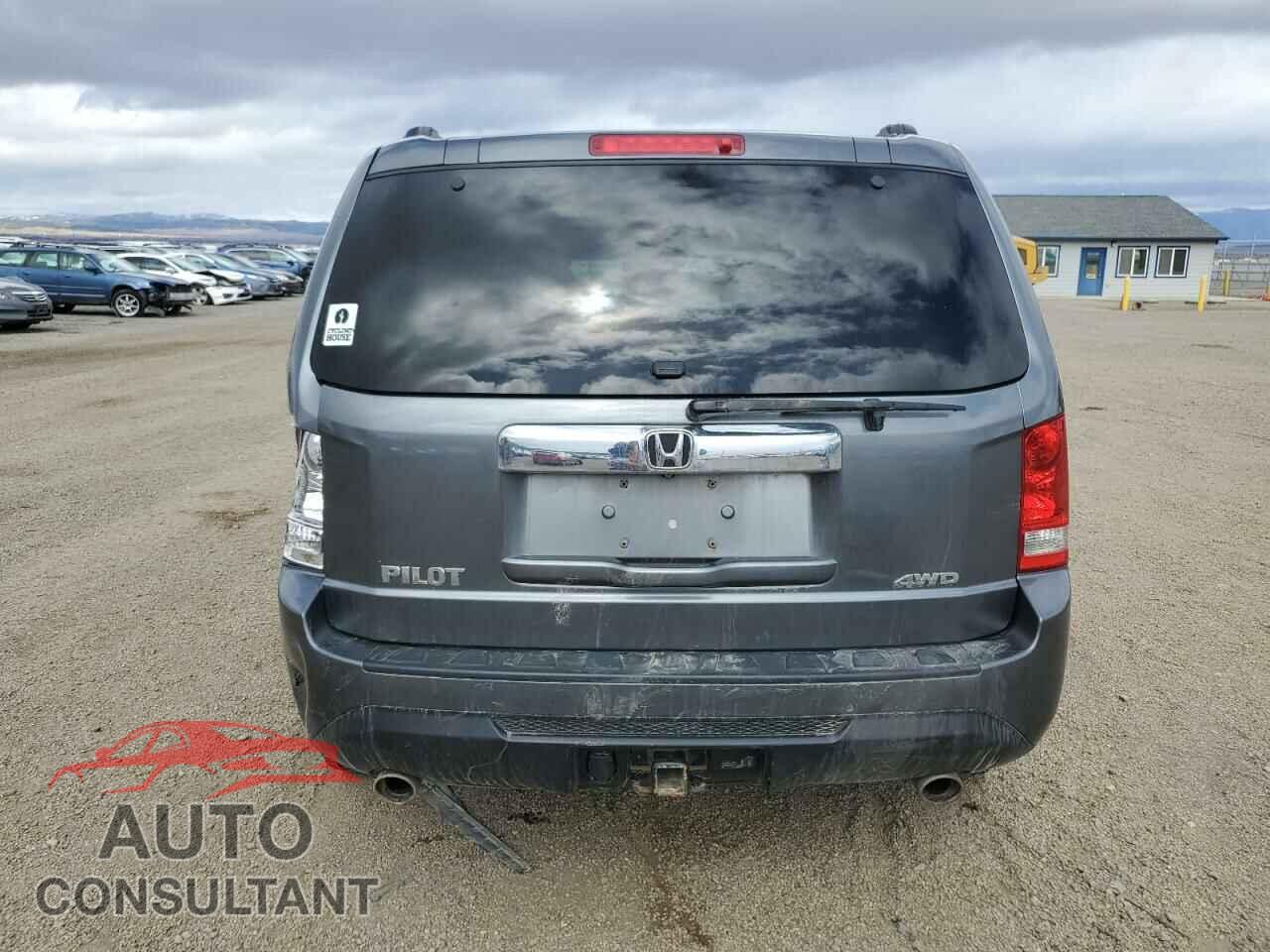 HONDA PILOT 2013 - 5FNYF4H70DB062144