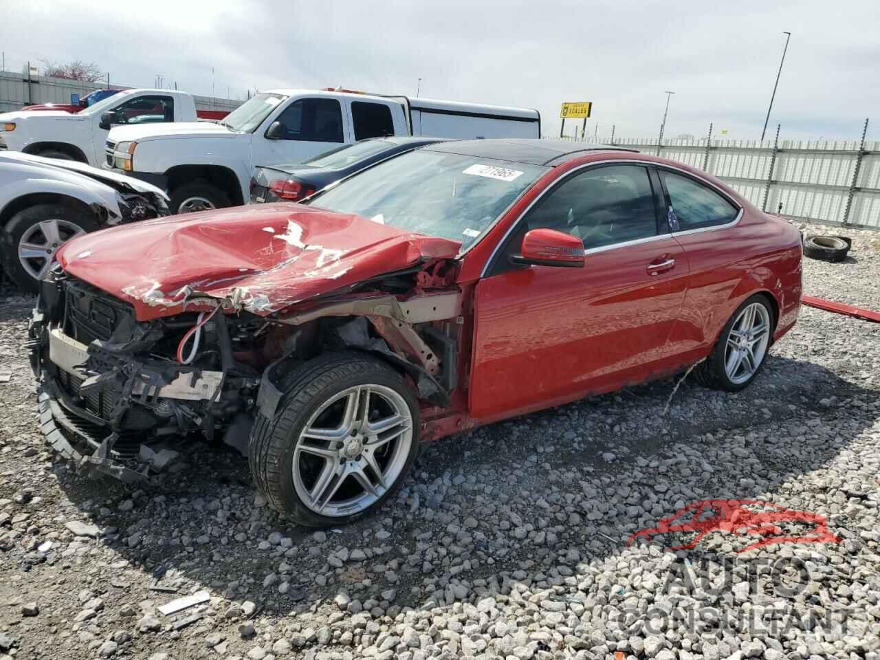 MERCEDES-BENZ C-CLASS 2014 - WDDGJ4HB8EG291456