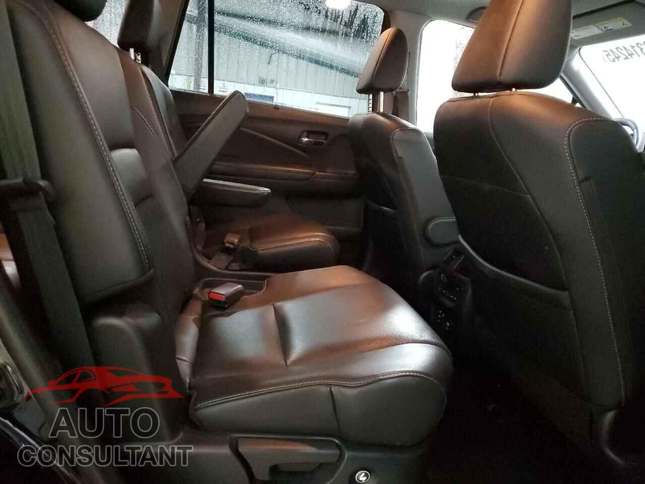 HONDA PILOT 2017 - 5FNYF6H06HB072987