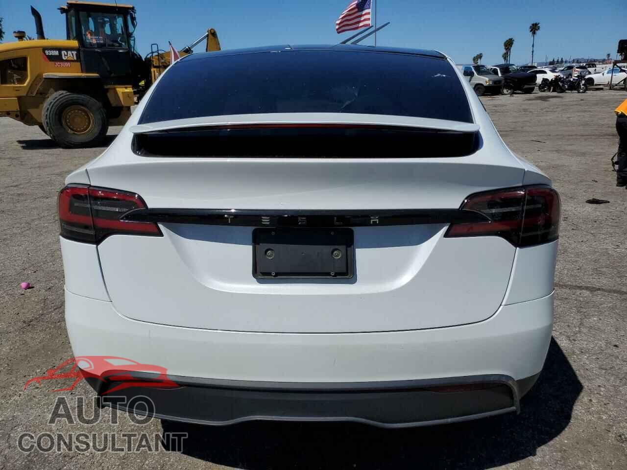 TESLA MODEL X 2023 - 7SAXCBE52PF400744
