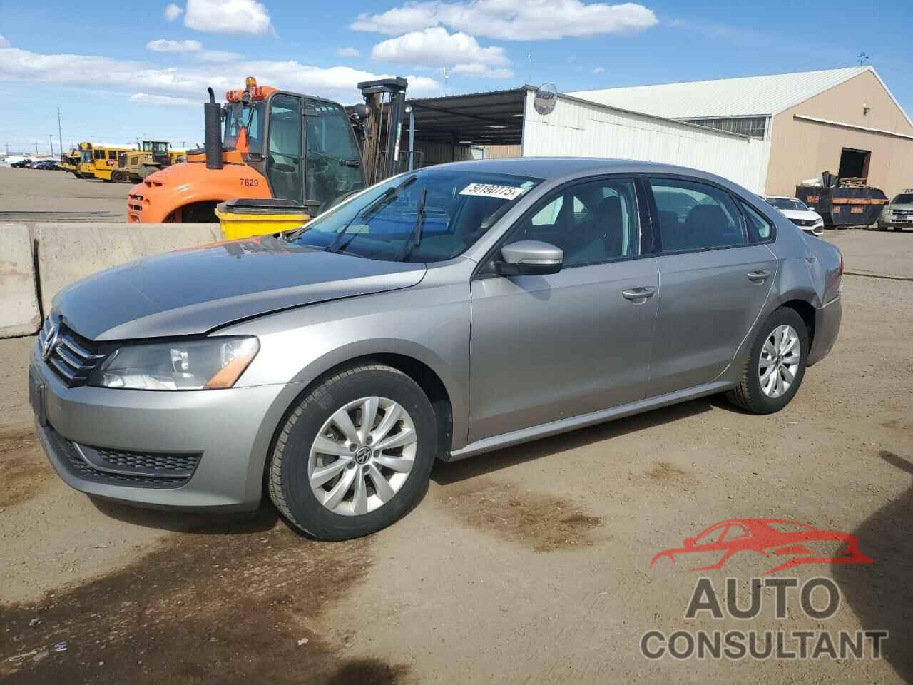 VOLKSWAGEN PASSAT 2013 - 1VWAH7A37DC013960