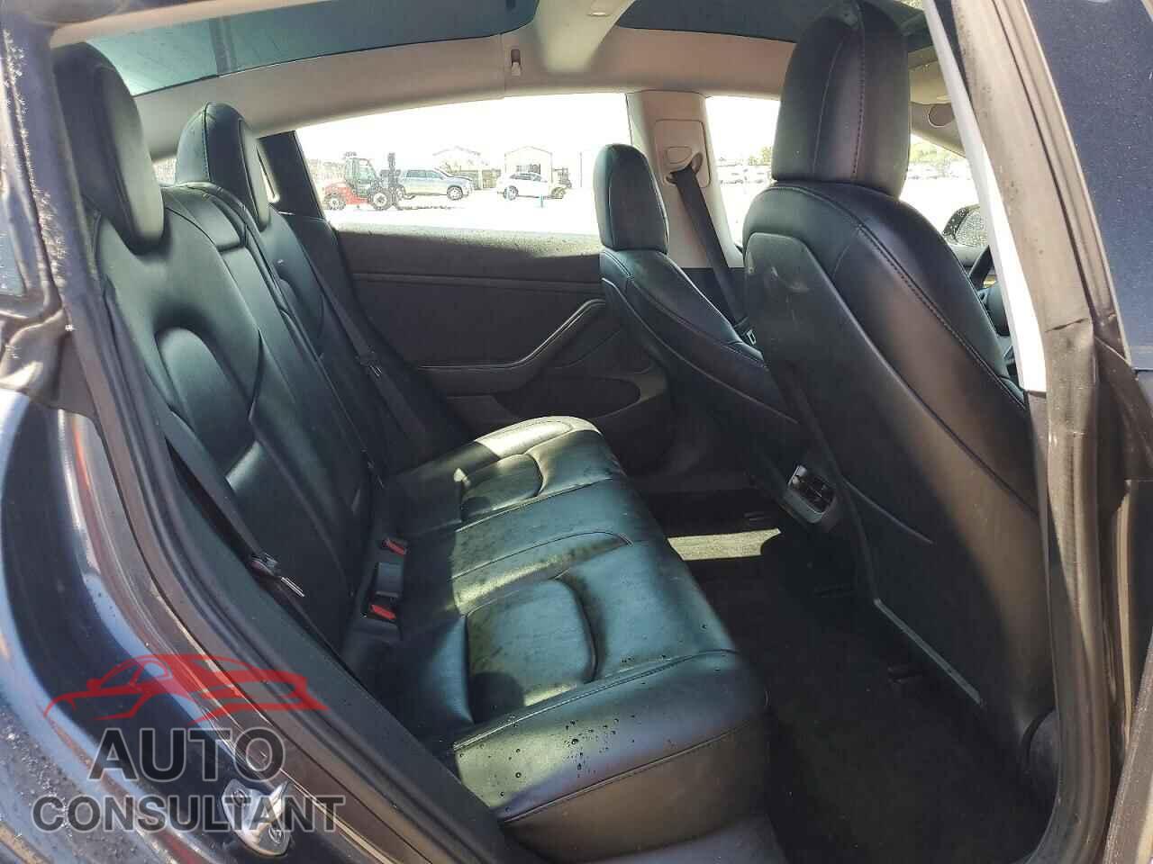 TESLA MODEL 3 2022 - 5YJ3E1EA6NF286418