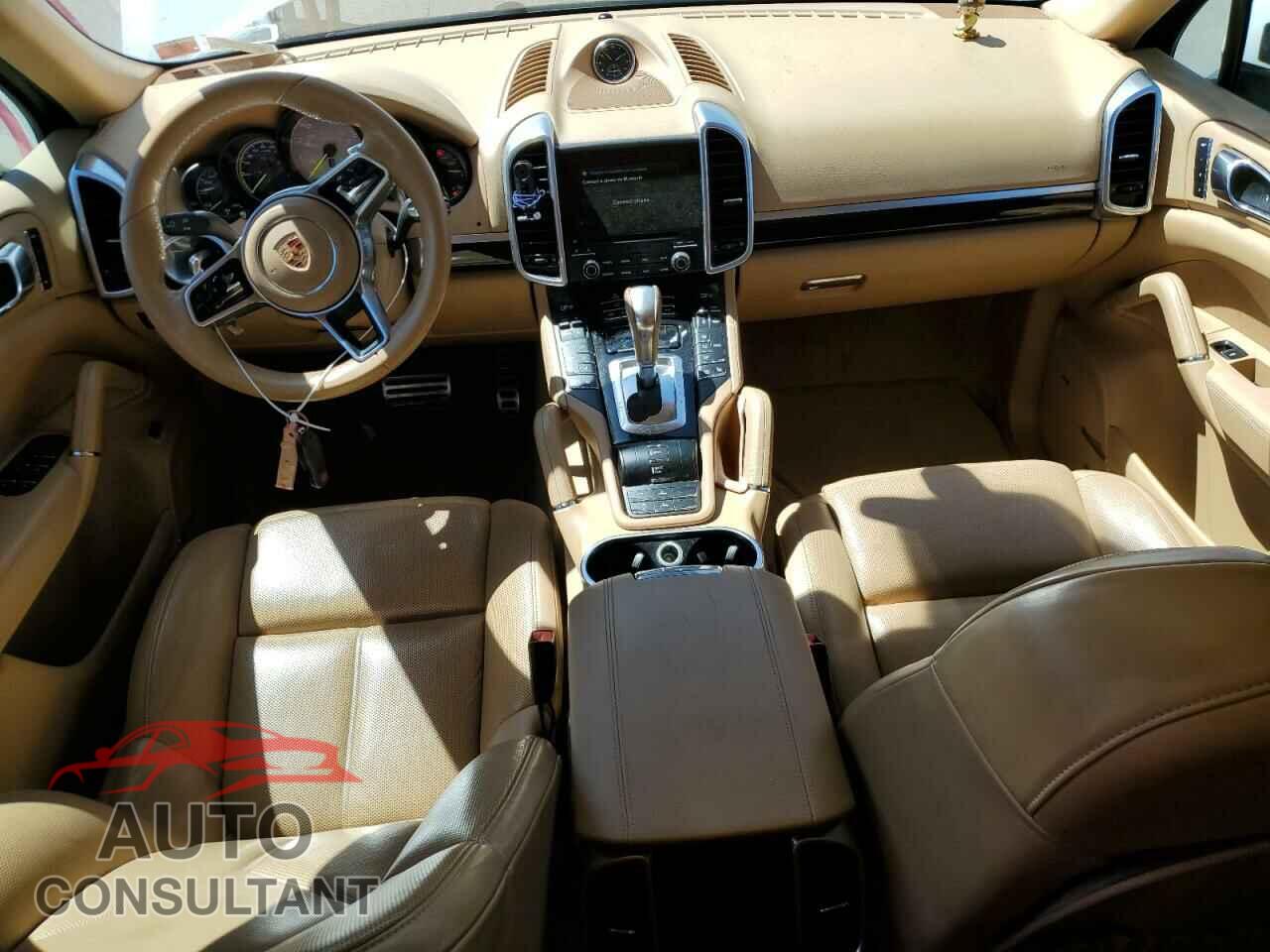 PORSCHE CAYENNE 2017 - WP1AE2A26HLA68264