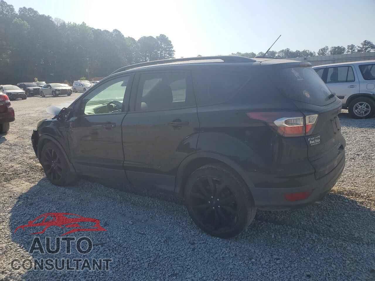 FORD ESCAPE 2017 - 1FMCU0J9XHUC59352