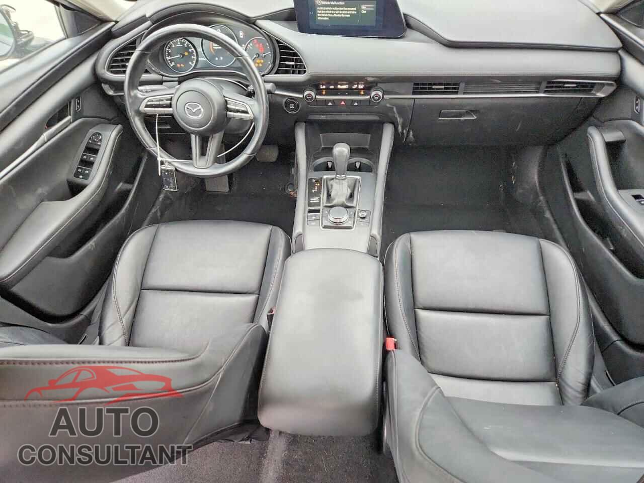 MAZDA 3 2021 - JM1BPABL3M1321368