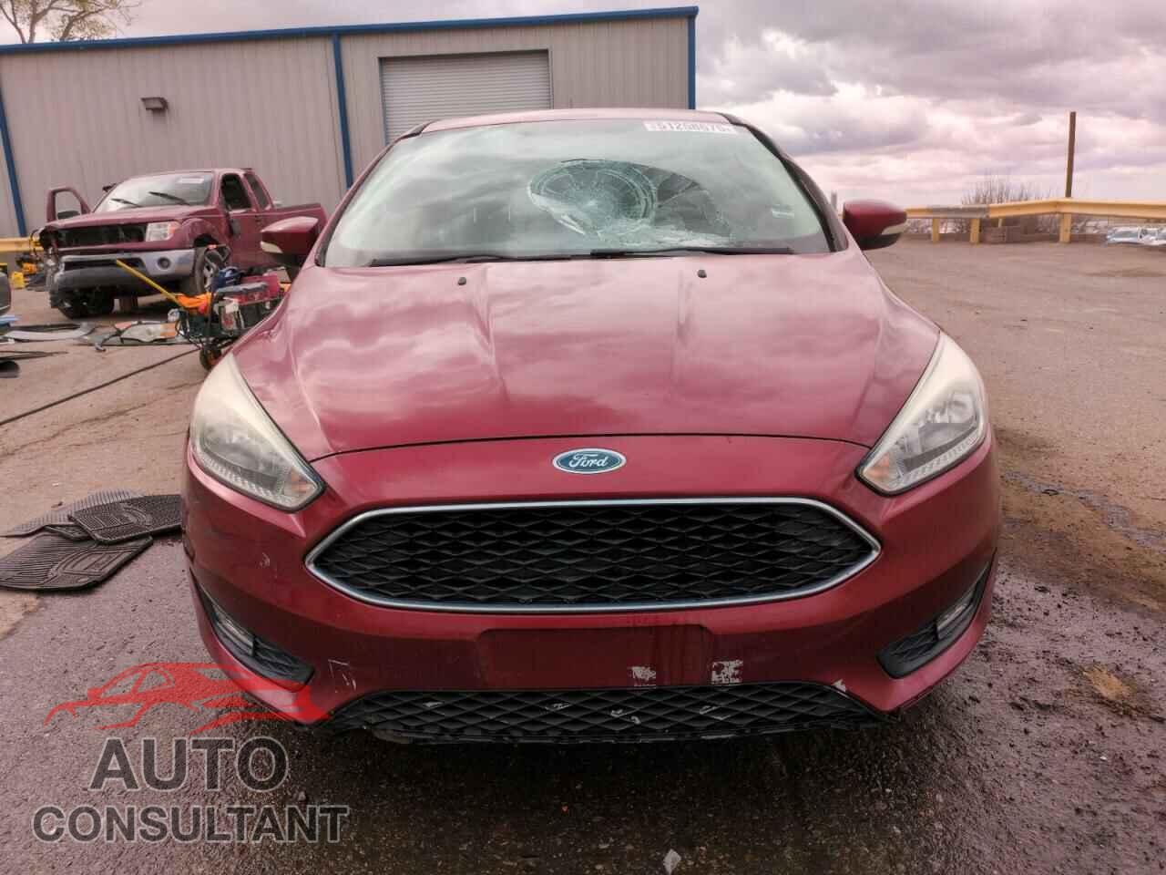 FORD FOCUS 2015 - 1FADP3K29FL261573