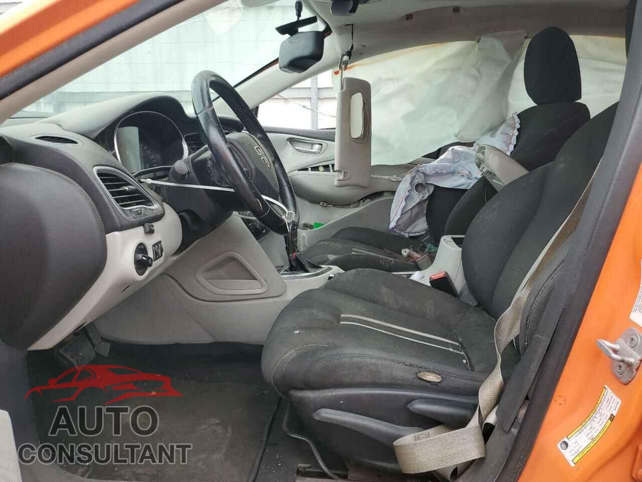 DODGE DART 2013 - 1C3CDFBA6DD321683