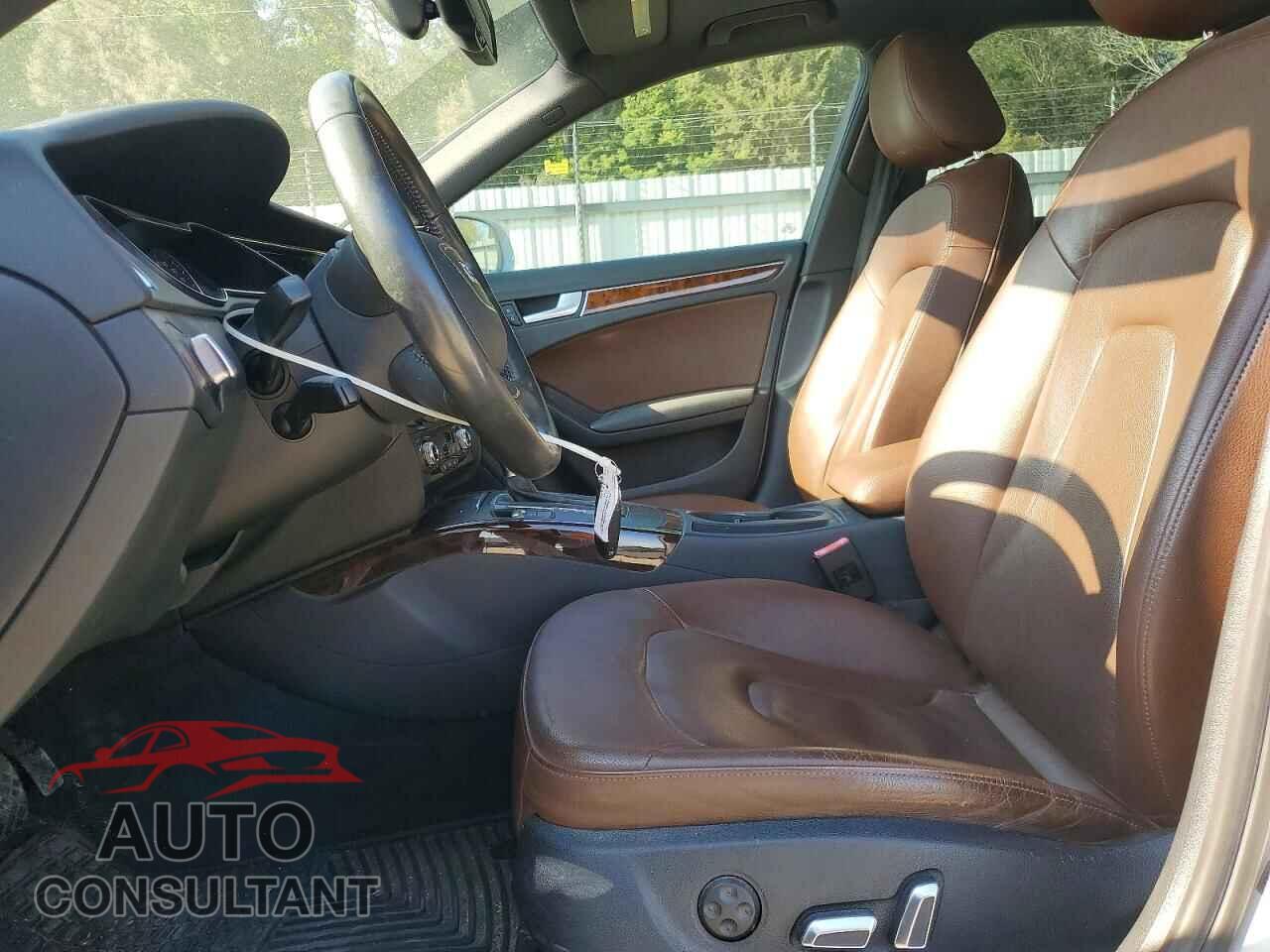 AUDI A4 2013 - WAUEFAFL4DN010158
