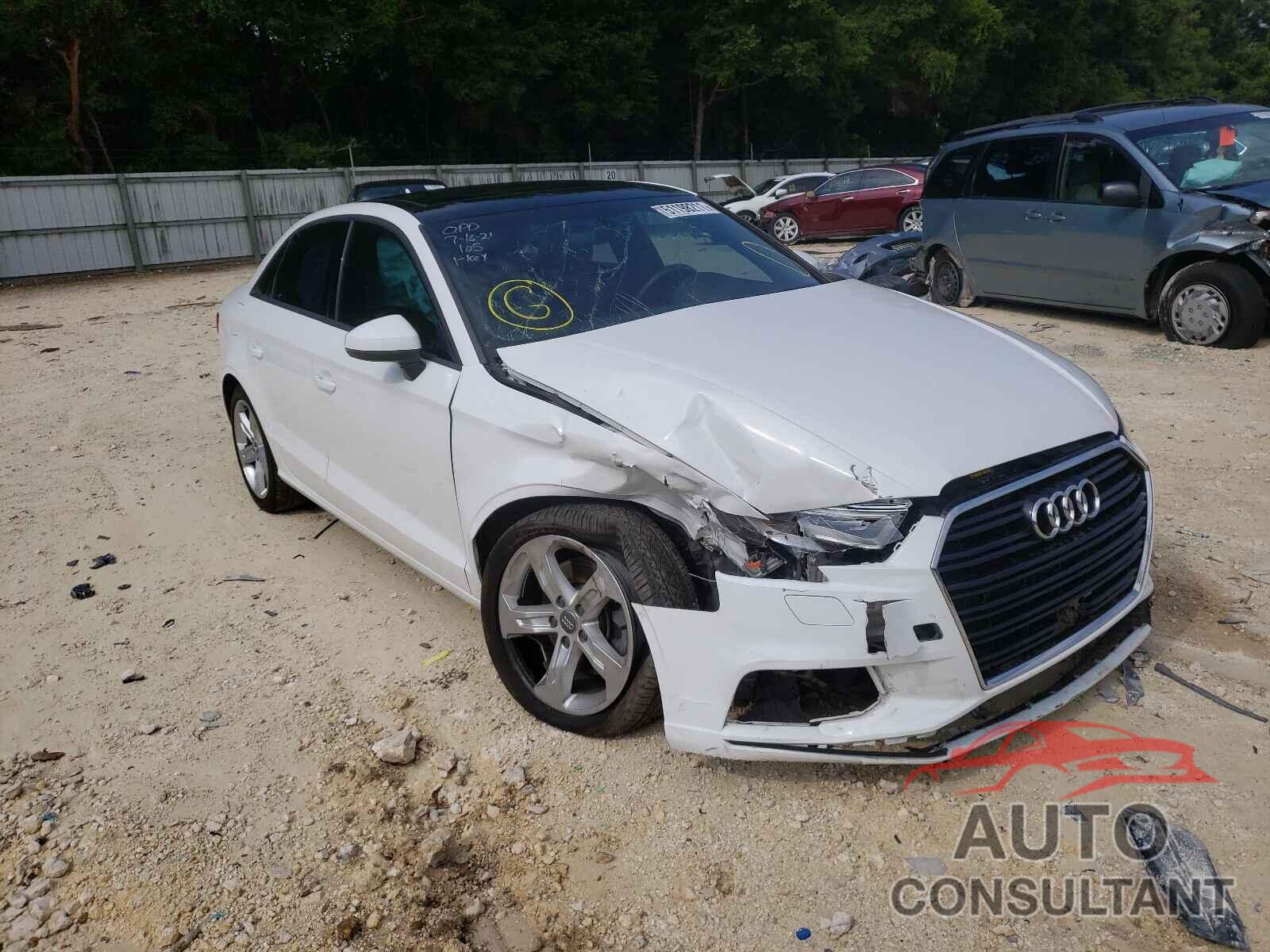 AUDI A3 2018 - WAUAUGFF6J1014832