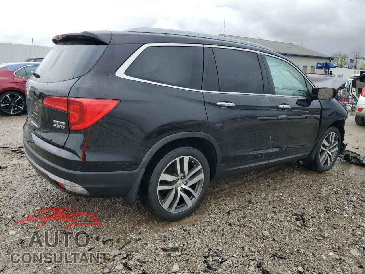 HONDA PILOT 2017 - 5FNYF6H96HB036540