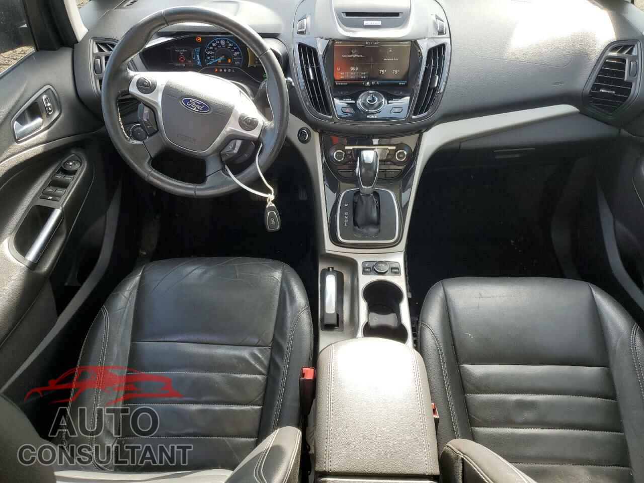 FORD CMAX 2015 - 1FADP5BU7FL116206