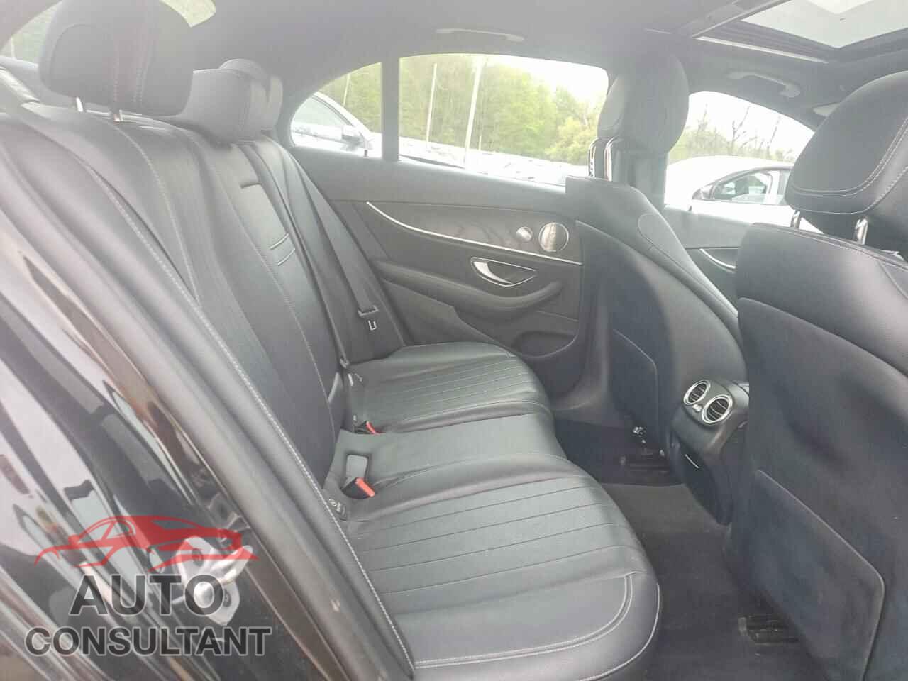 MERCEDES-BENZ E-CLASS 2020 - W1KZF8DB2LA827311