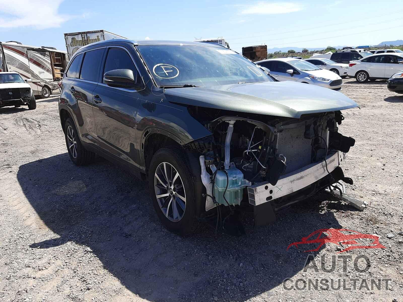 TOYOTA HIGHLANDER 2019 - 5TDKZRFH6KS307401