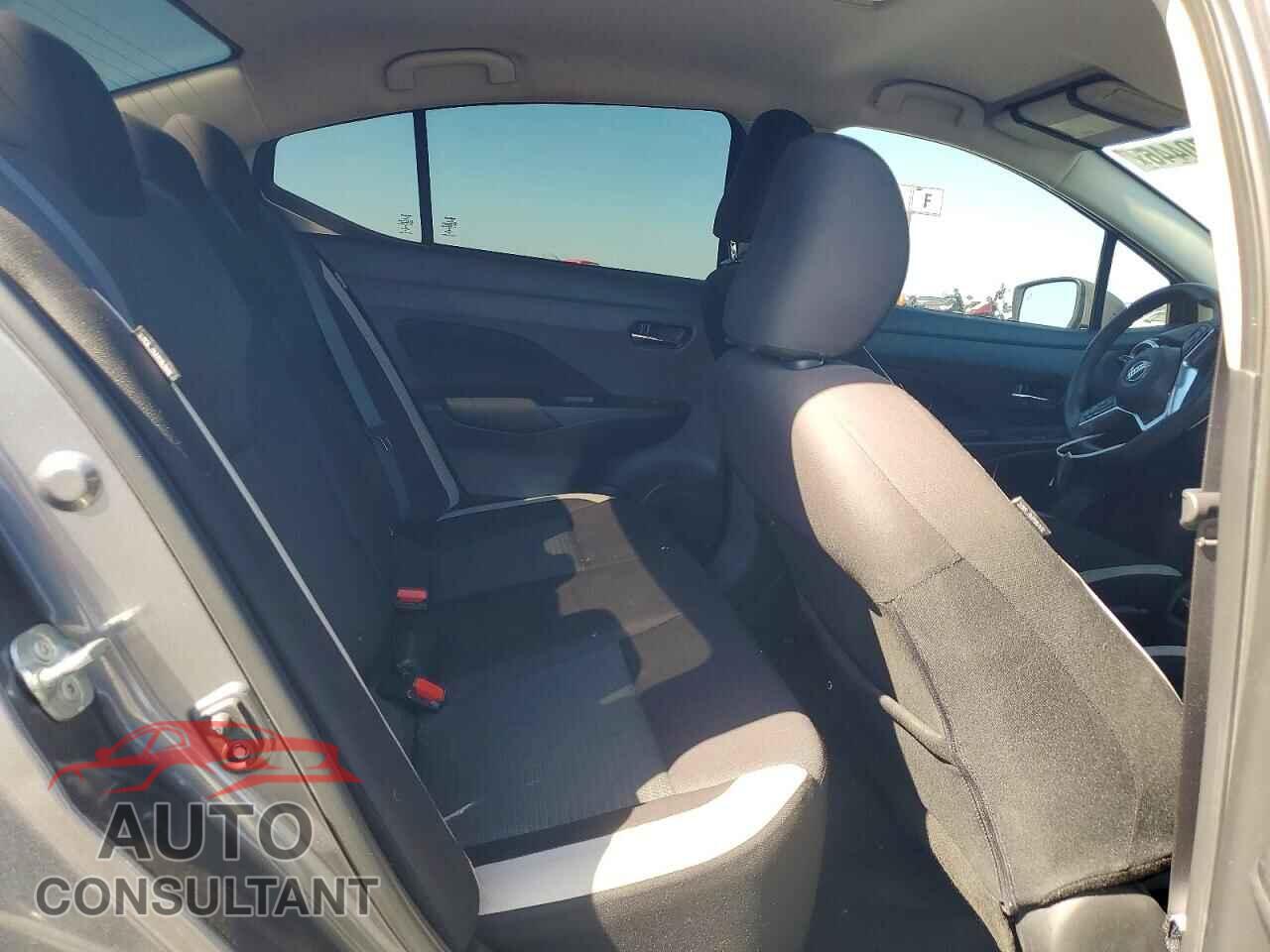 NISSAN VERSA 2021 - 3N1CN8EV0ML840633