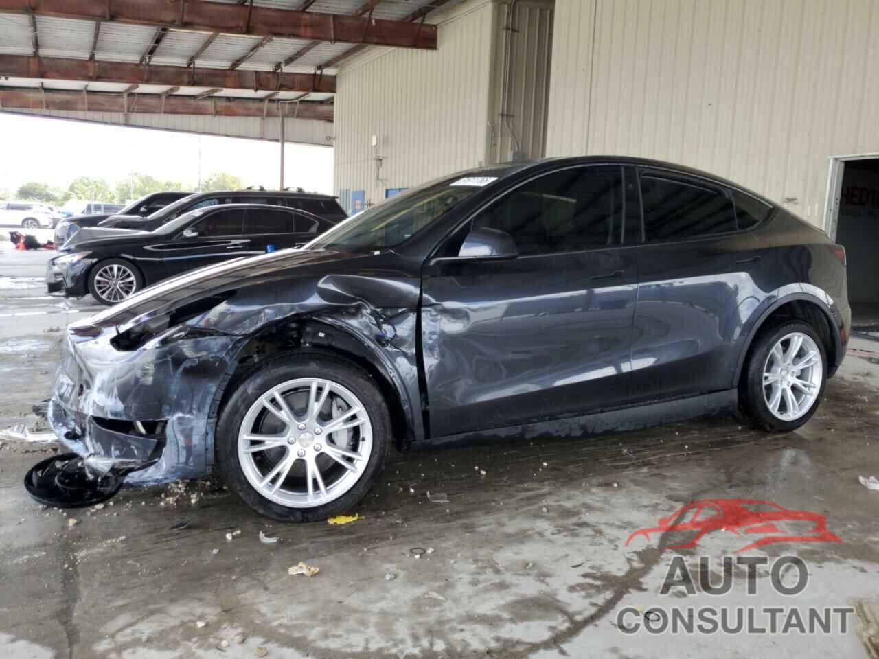 TESLA MODEL Y 2024 - 7SAYGDED7RF027862