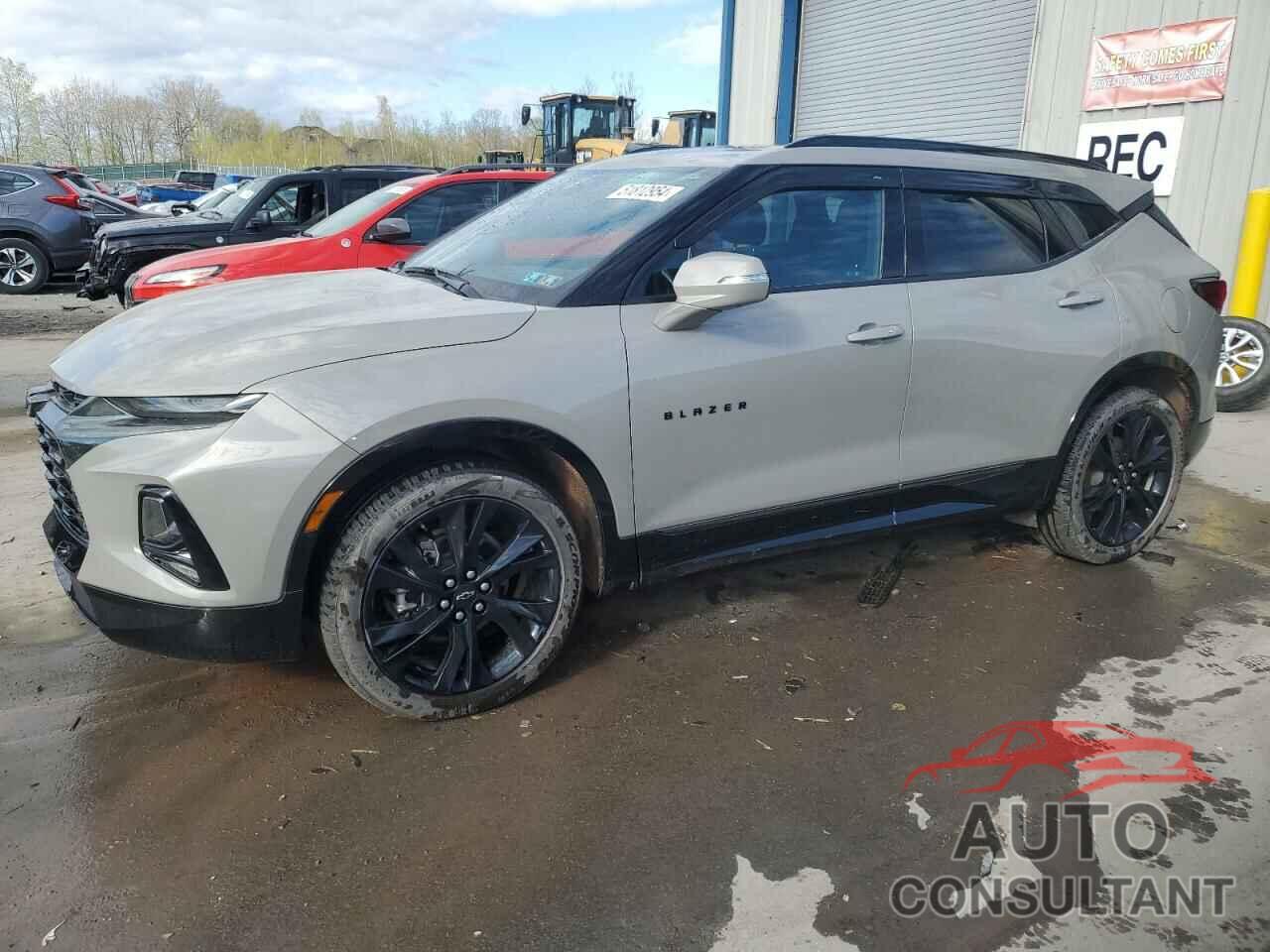 CHEVROLET BLAZER 2021 - 3GNKBKRS2MS579145