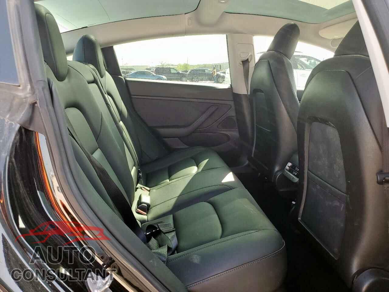 TESLA MODEL 3 2019 - 5YJ3E1EA9KF193033