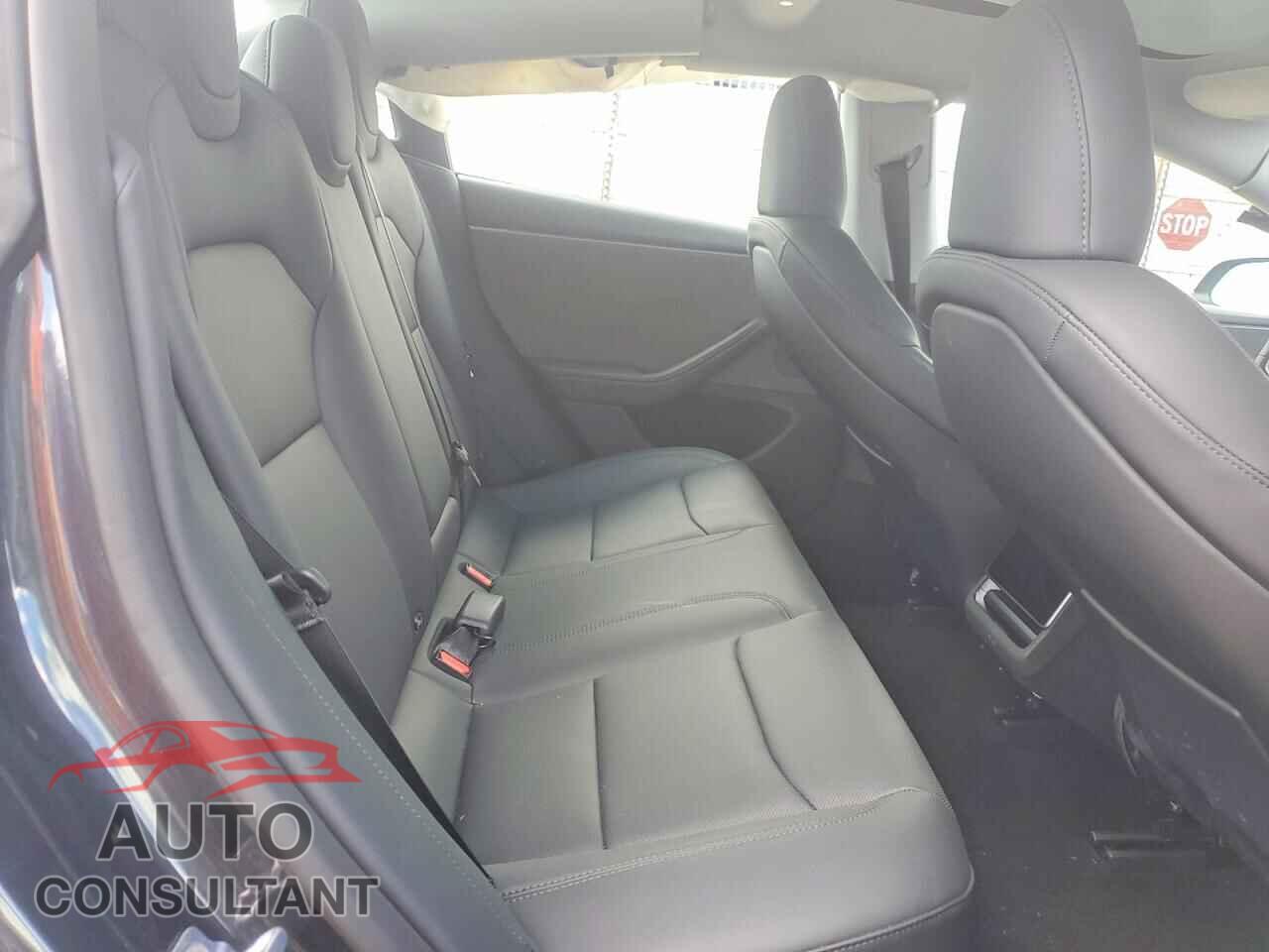 TESLA MODEL 3 2026 - 5YJ3E1EA7TF131308