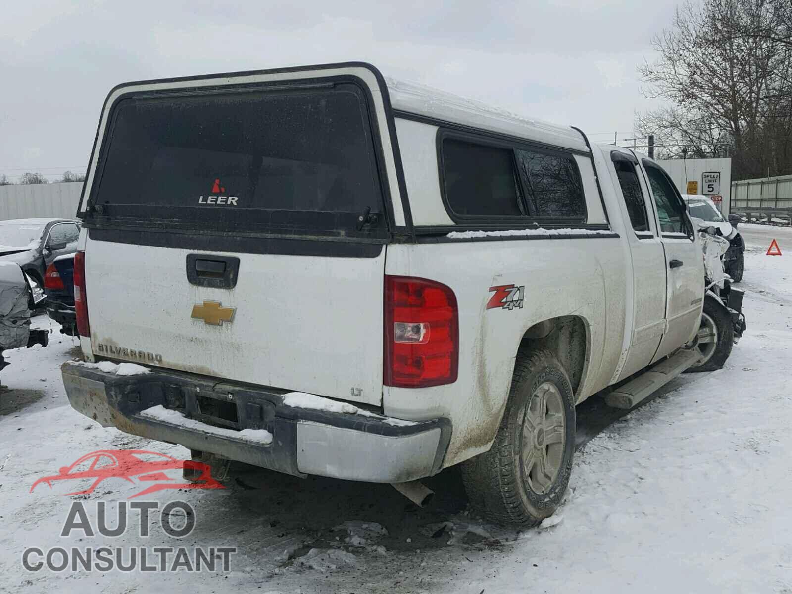 CHEVROLET SILVERADO 2013 - 1GCRKSE76DZ353475
