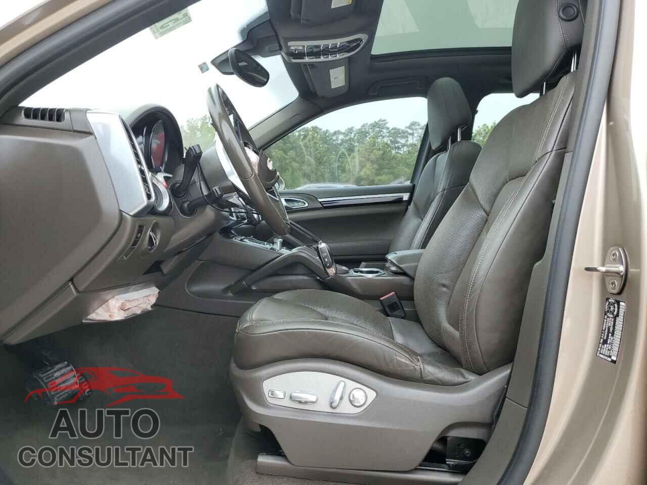 PORSCHE CAYENNE 2017 - WP1AA2A20HKA82890