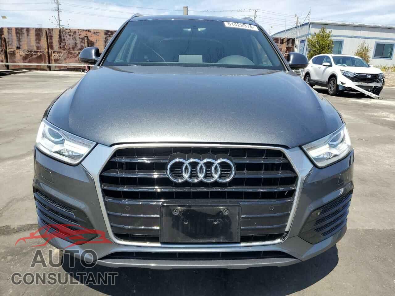 AUDI Q3 2018 - WA1BCCFS7JR017069