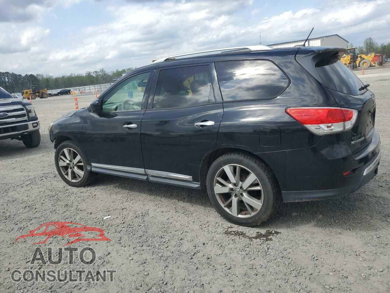 NISSAN PATHFINDER 2013 - 5N1AR2MN8DC645751
