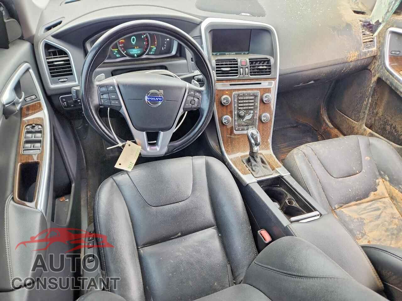 VOLVO XC60 2015 - YV4902RD6F2618054