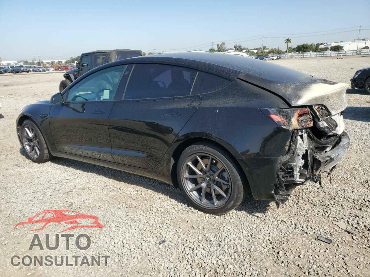TESLA MODEL 3 2021 - 5YJ3E1EA5MF077377