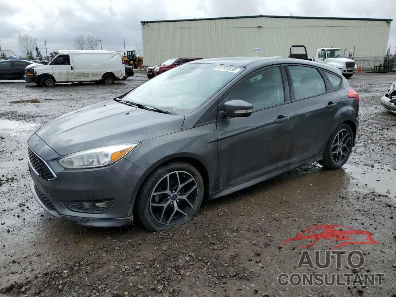 FORD FOCUS 2018 - 1FADP3K29JL317925