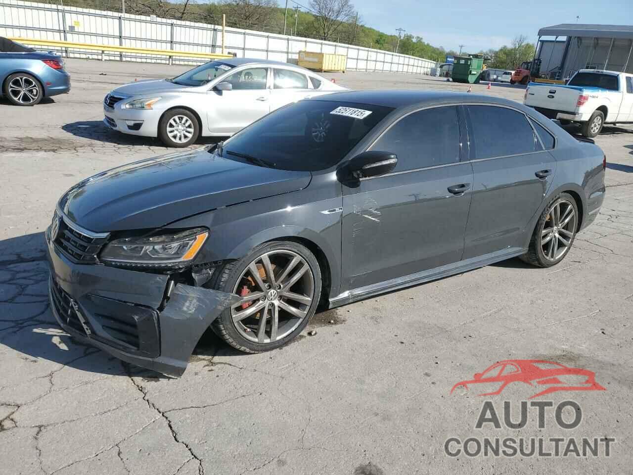 VOLKSWAGEN PASSAT 2018 - 1VWAA7A30JC020491