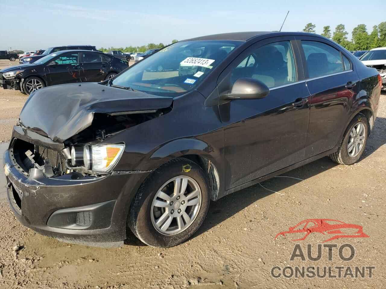 CHEVROLET SONIC 2016 - 1G1JC5SH7G4111636