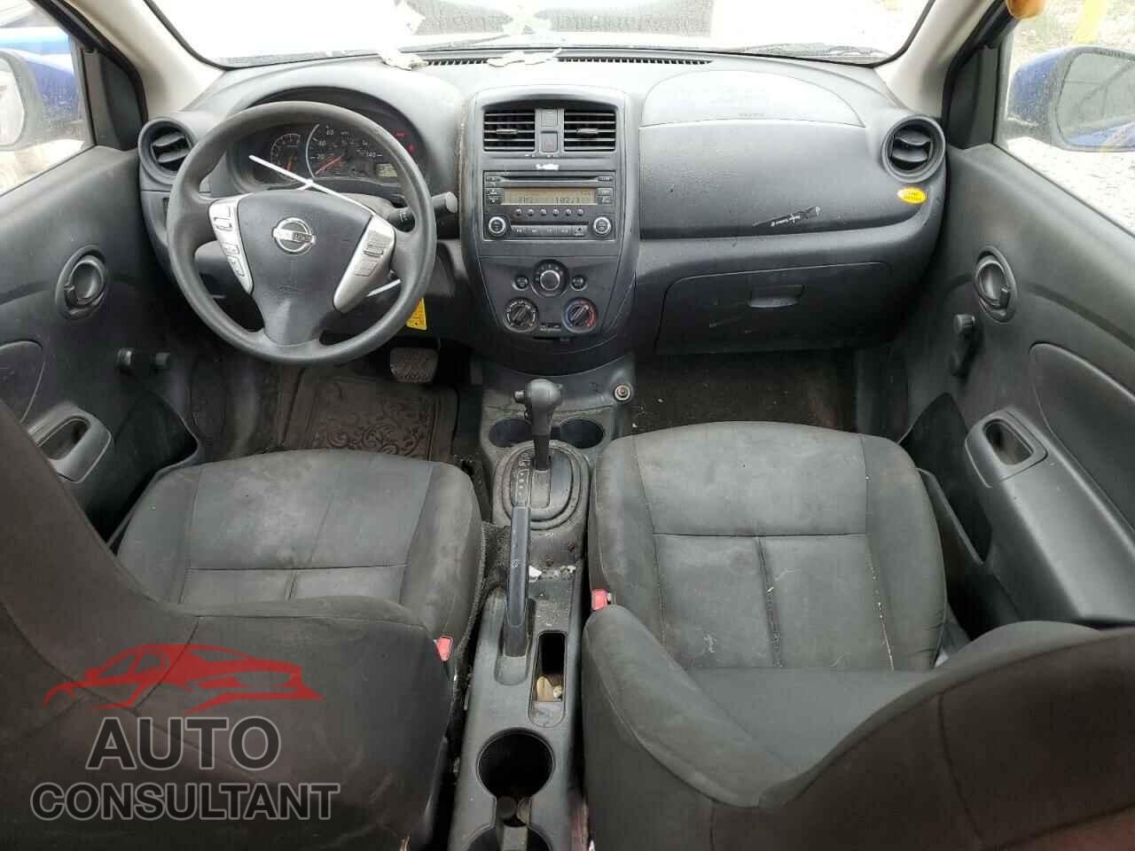 NISSAN VERSA 2017 - 3N1CN7AP3HL820531