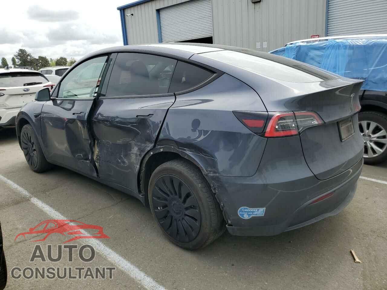 TESLA MODEL Y 2021 - 5YJYGDED2MF109407