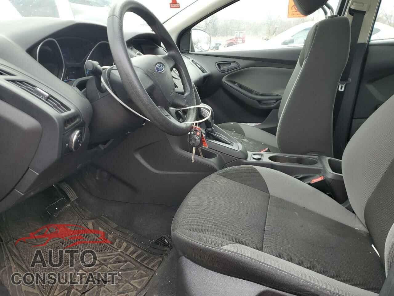 FORD FOCUS 2014 - 1FADP3E2XEL135961