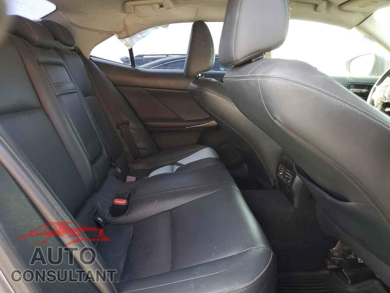 LEXUS IS 2015 - JTHBF1D22F5063880