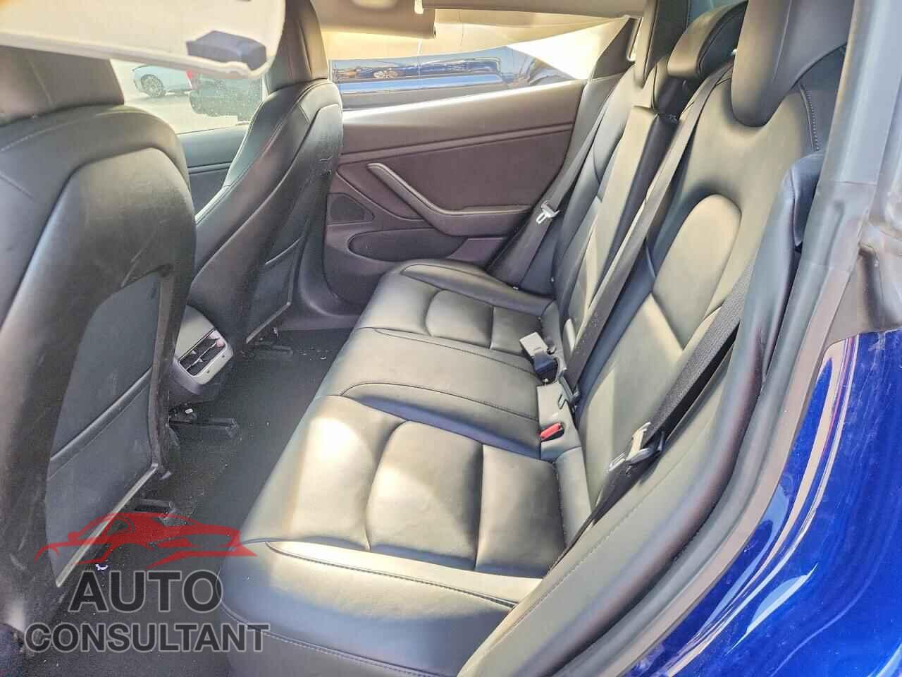 TESLA MODEL 3 2018 - 5YJ3E1EB2JF106340