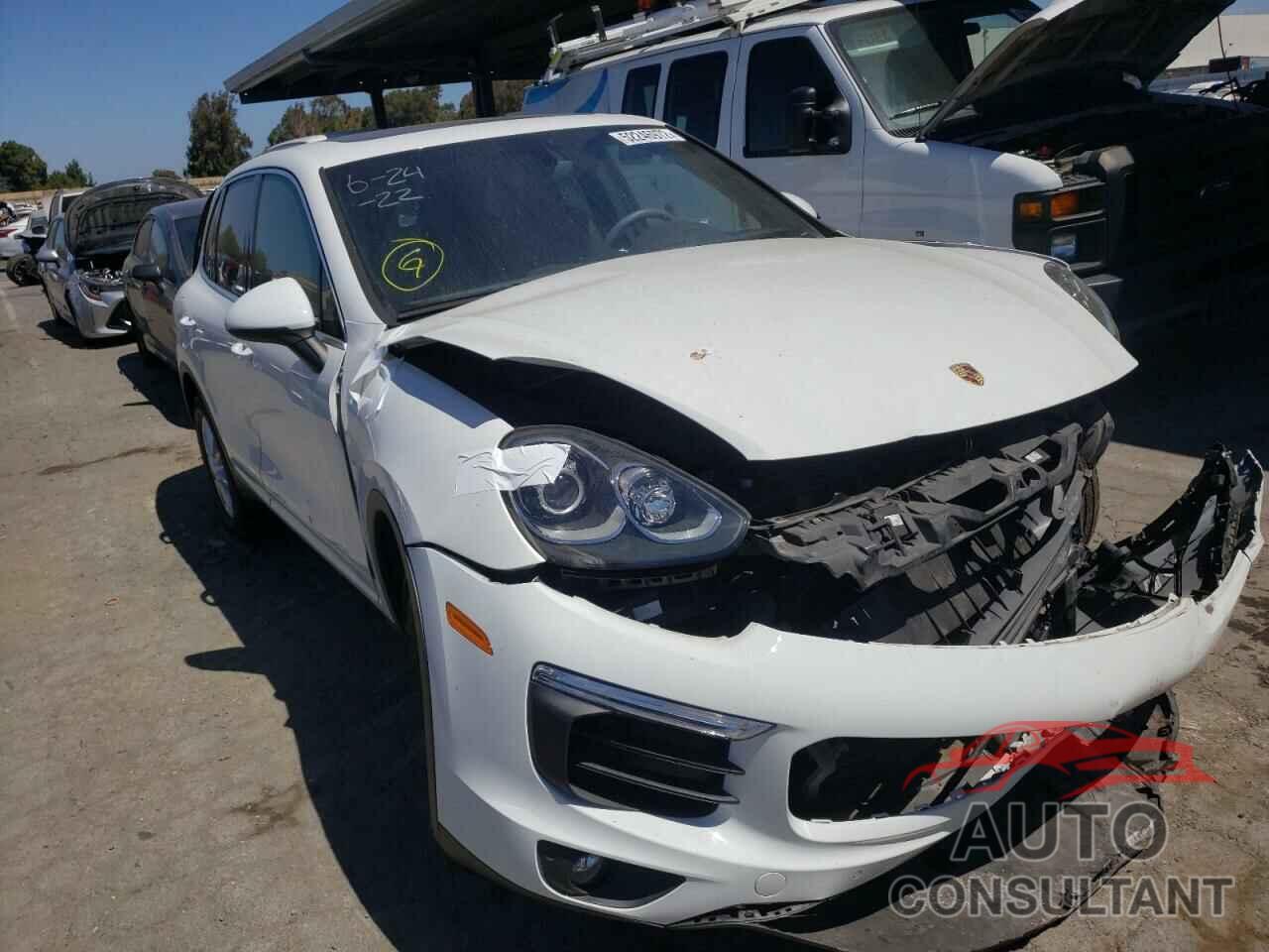 PORSCHE CAYENNE 2018 - WP1AA2A29JKA07532