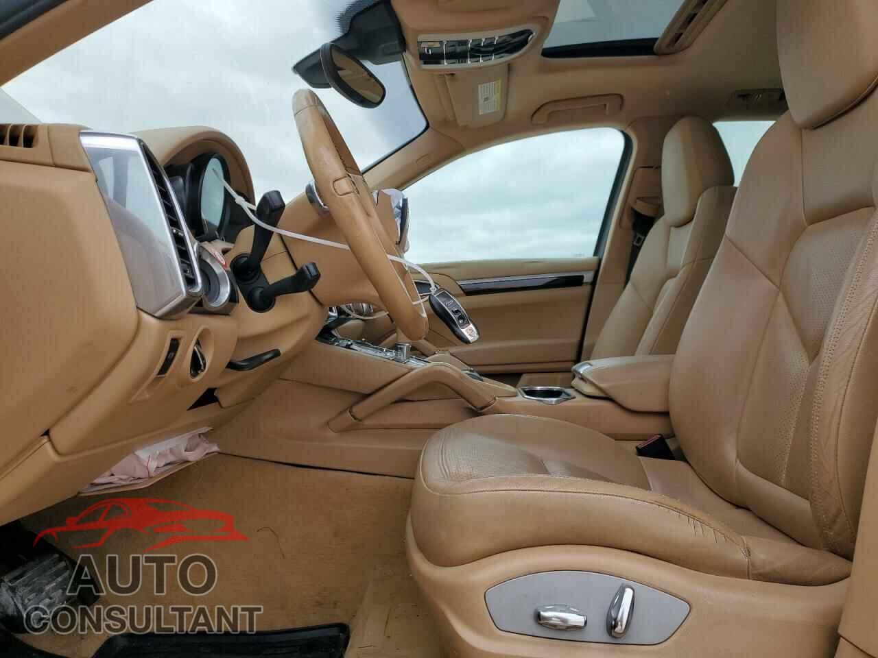 PORSCHE CAYENNE 2011 - WP1AA2A20BLA01257