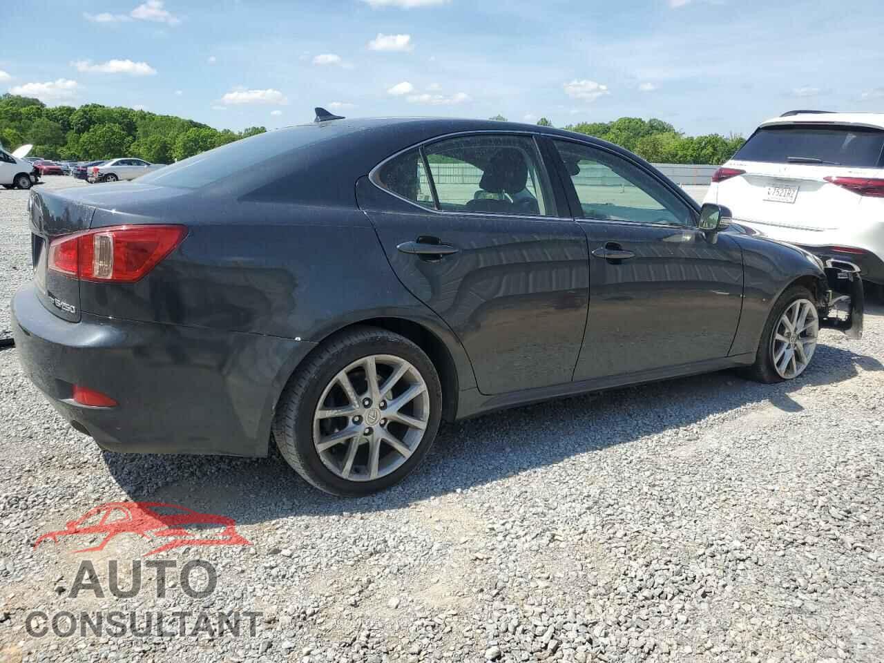 LEXUS IS 2011 - JTHCF5C26B5049892