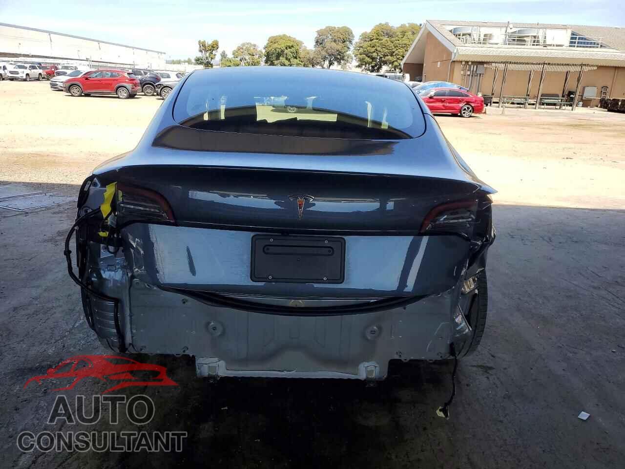 TESLA MODEL 3 2022 - 5YJ3E1EA0NF129600