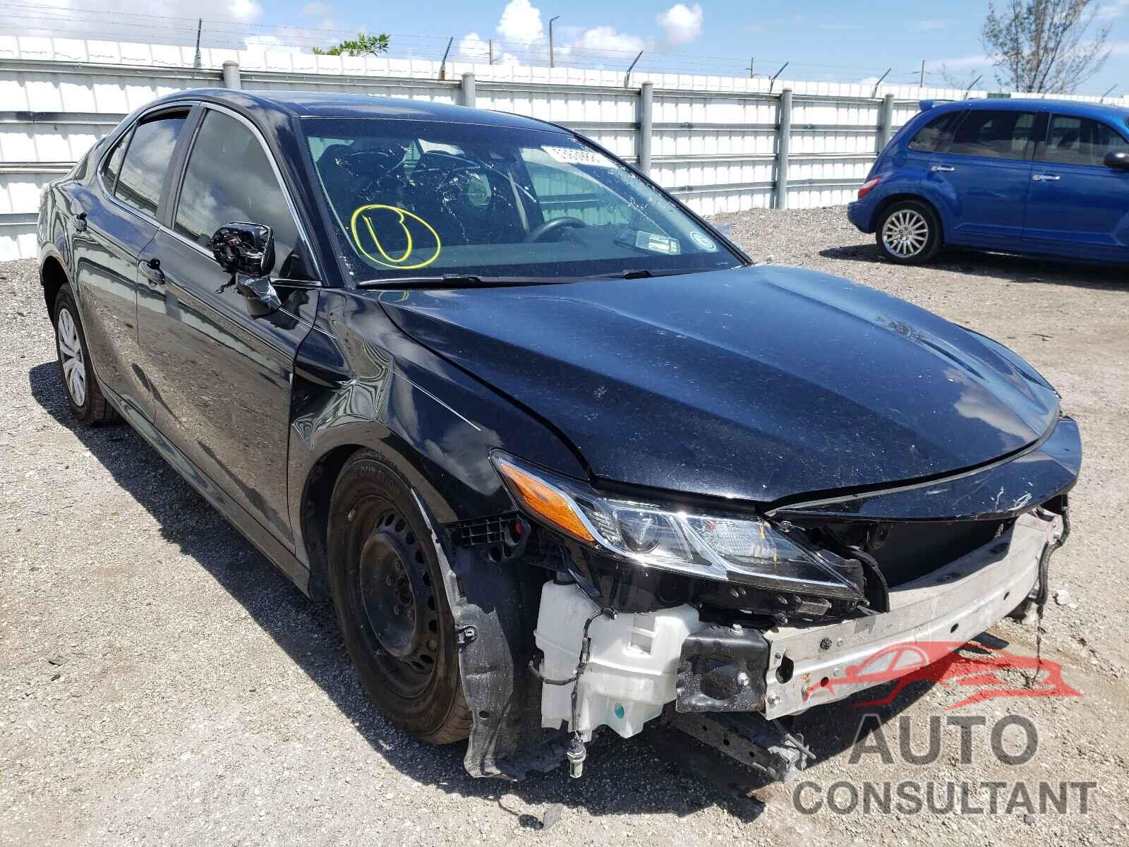 TOYOTA CAMRY 2018 - 4T1B11HK0JU065731