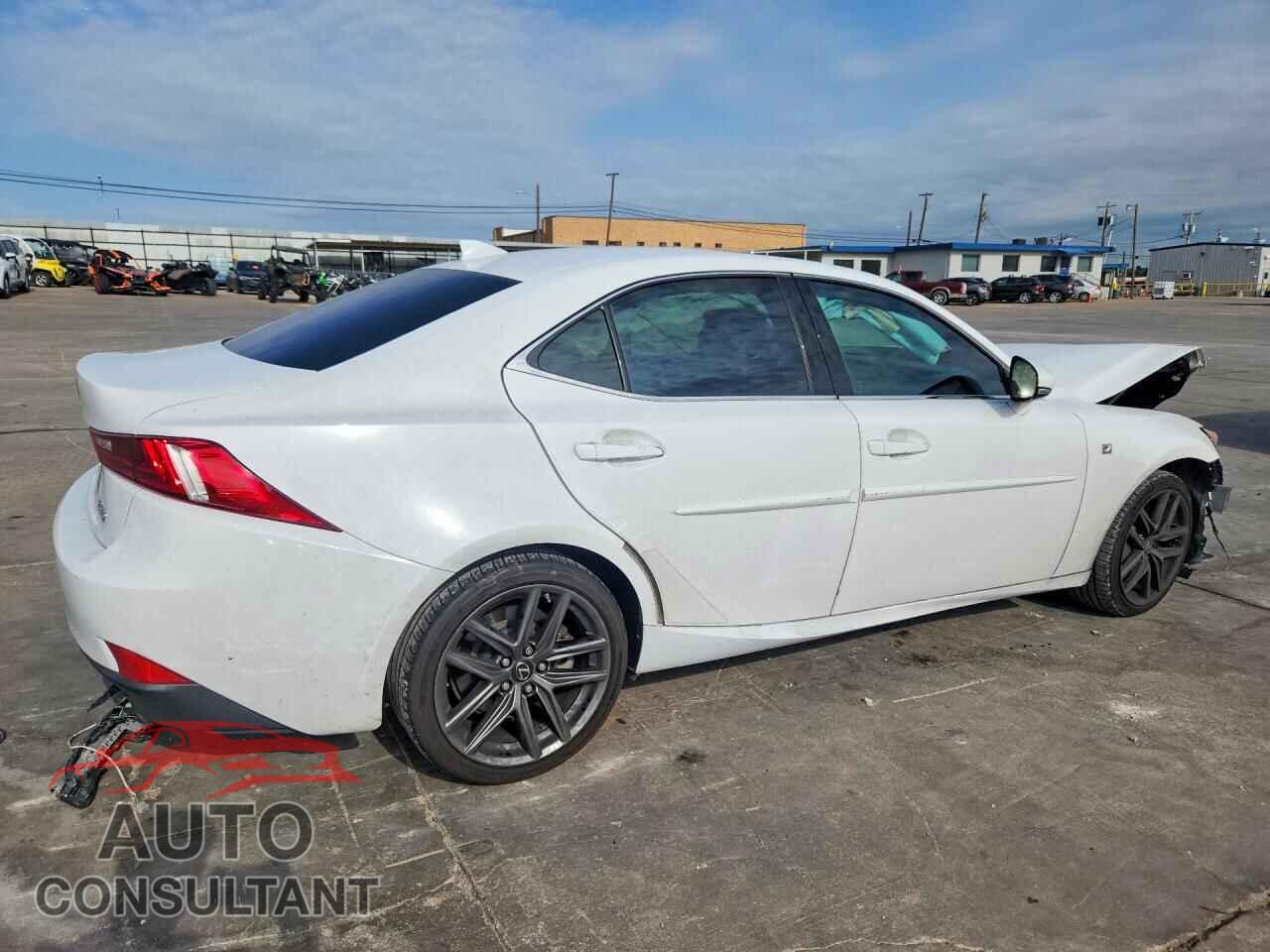 LEXUS IS 2014 - JTHBE1D20E5000620