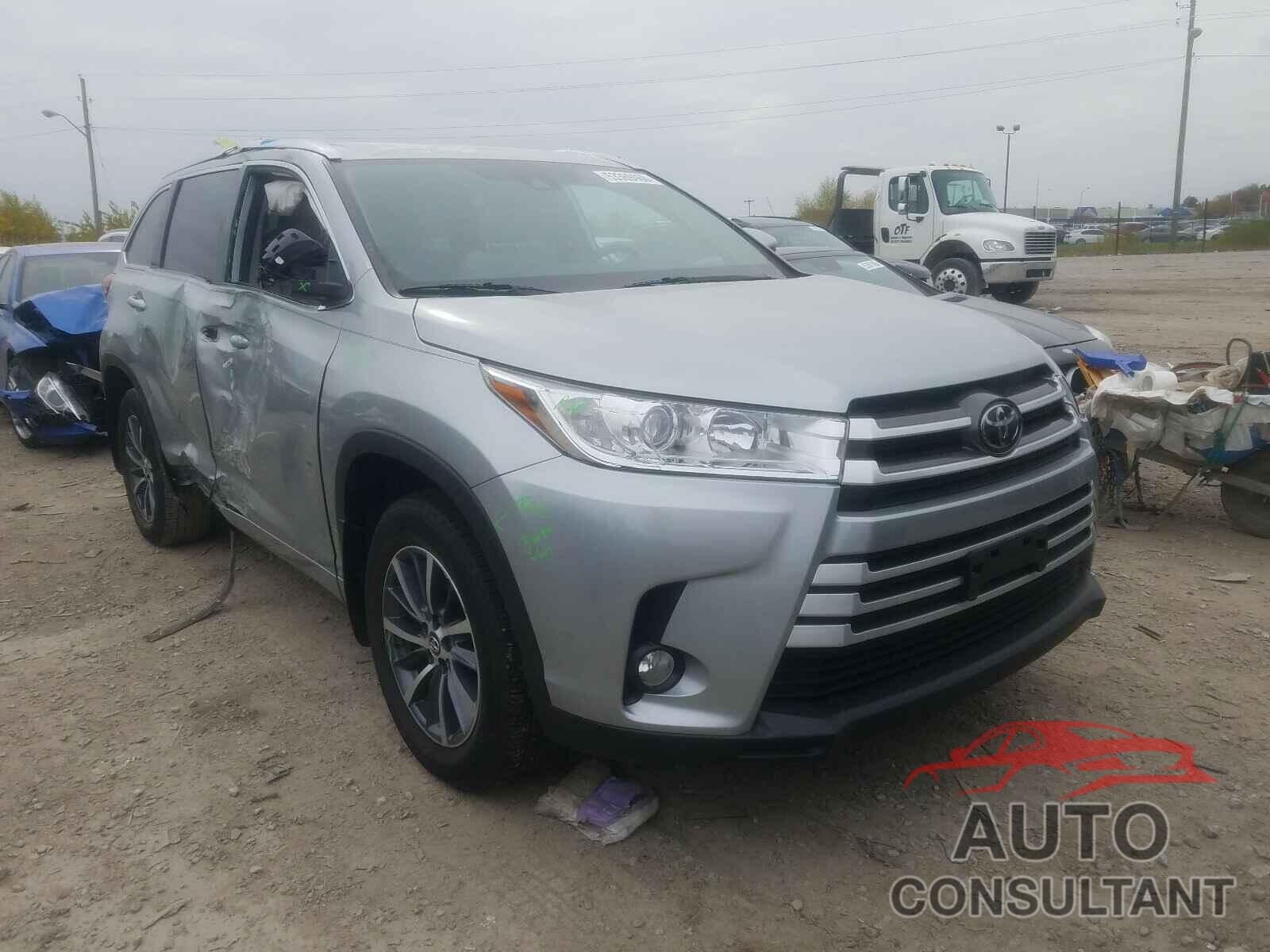 TOYOTA HIGHLANDER 2018 - 5TDJZRFH1JS495495