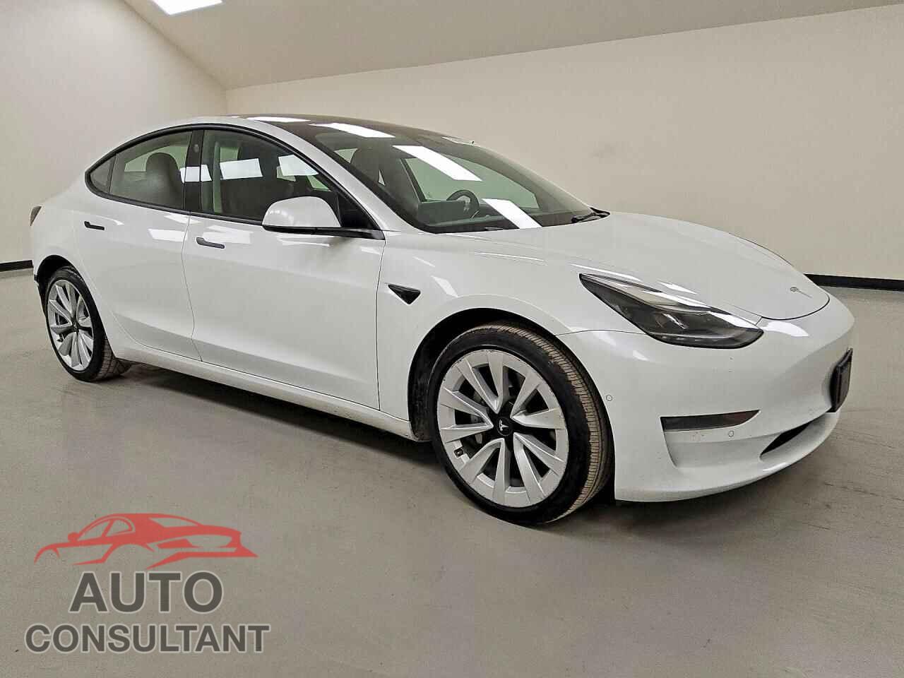TESLA MODEL 3 2022 - 5YJ3E1EA0NF288259