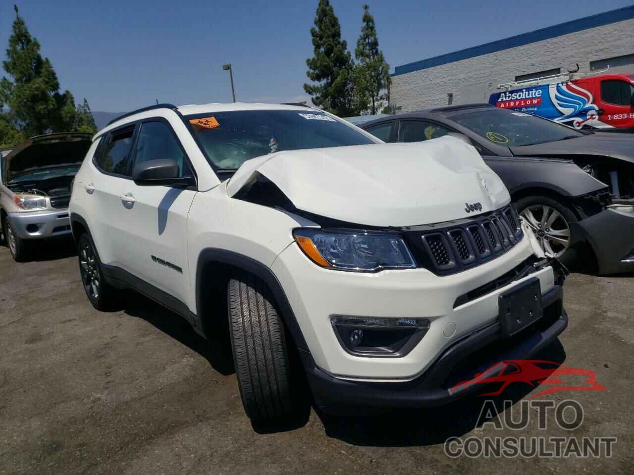 JEEP COMPASS 2021 - 3C4NJCEB1MT526595