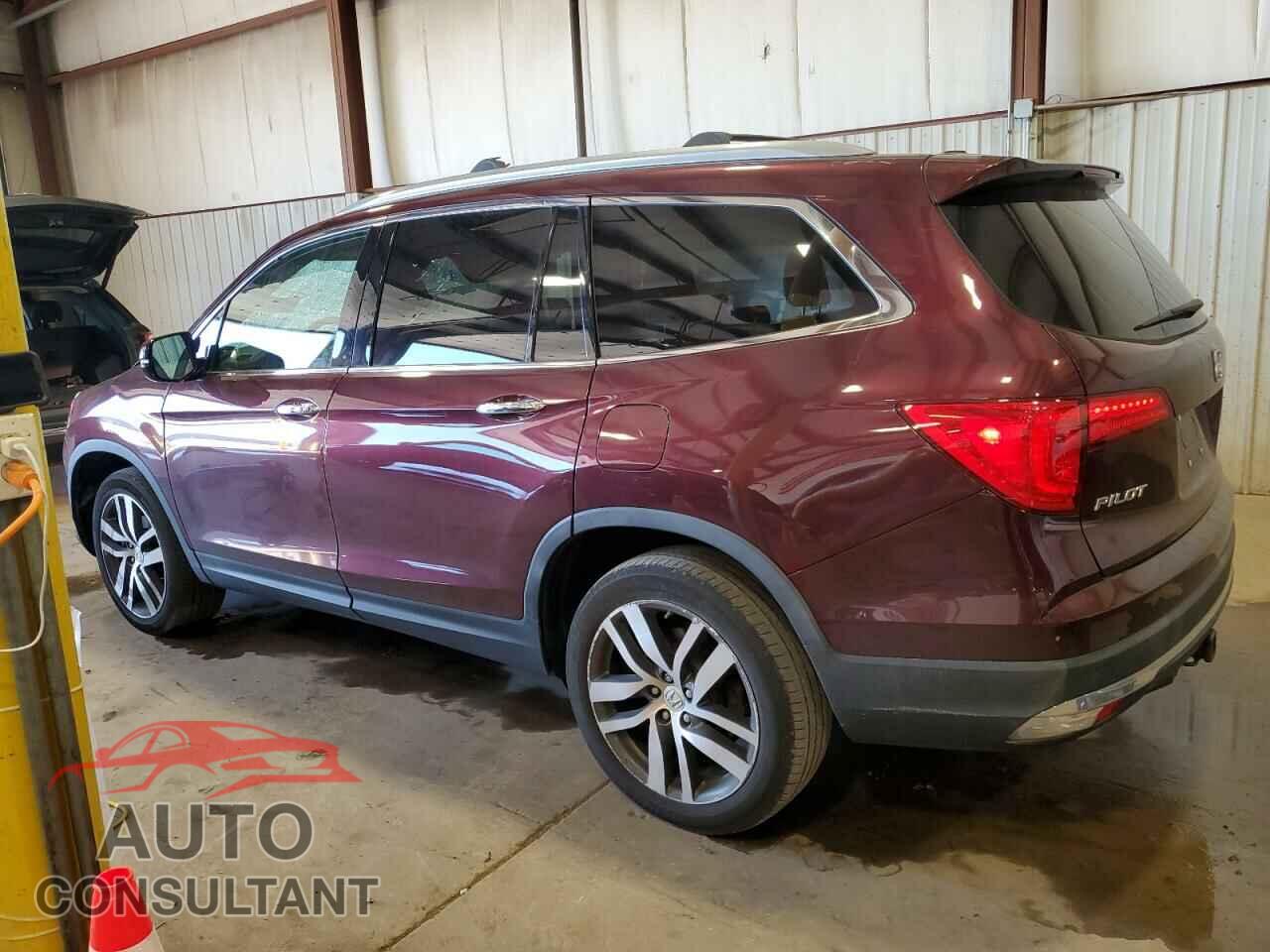 HONDA PILOT 2017 - 5FNYF6H97HB077601