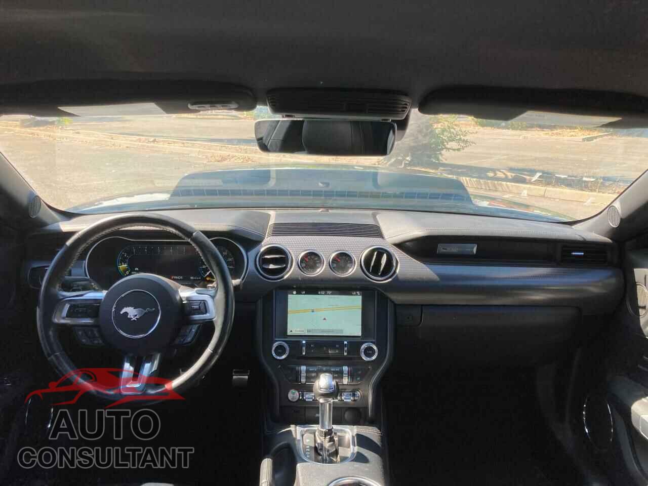 FORD MUSTANG 2018 - 1FA6P8CF5J5105437