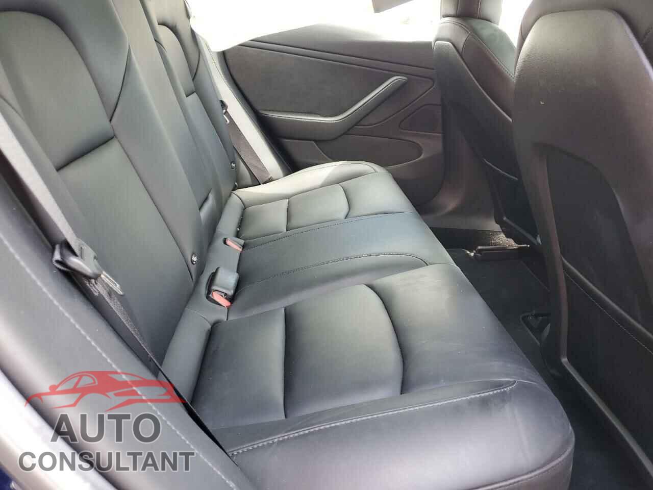 TESLA MODEL 3 2018 - 5YJ3E1EA1JF031217